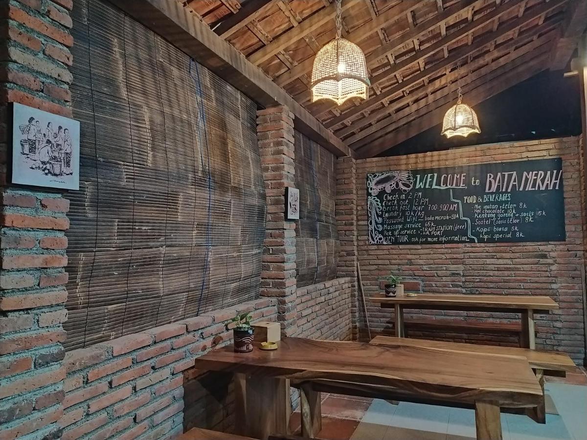 Bata Merah Homestay Banyuwangi  Luaran gambar