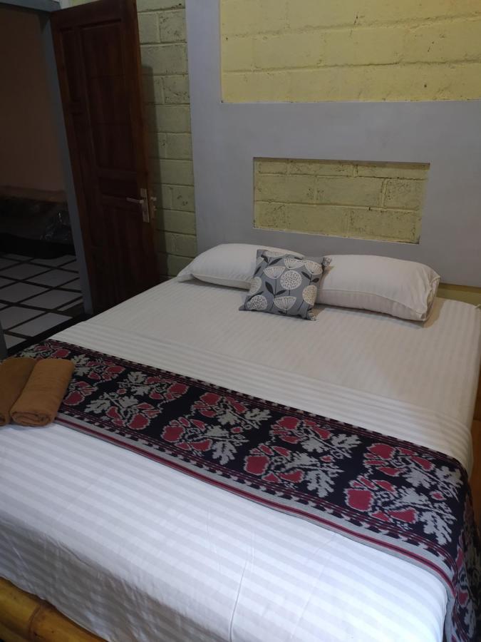 Bata Merah Homestay Banyuwangi  Luaran gambar