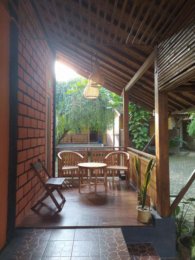 Bata Merah Homestay Banyuwangi  Luaran gambar