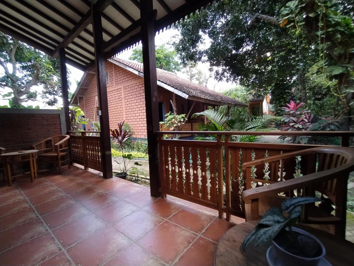 Bata Merah Homestay Banyuwangi  Luaran gambar